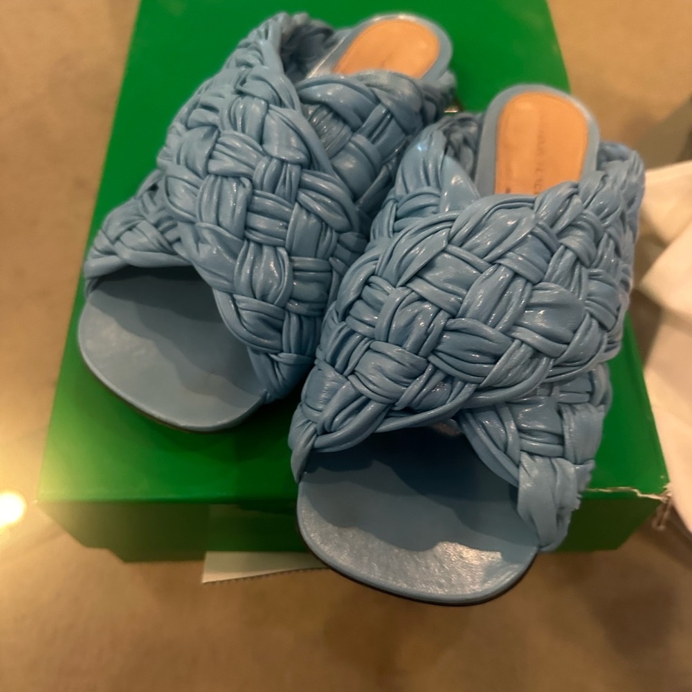 Bottega Veneta Sky Blue Leather Slides 37.5 - Picture 1 of 9